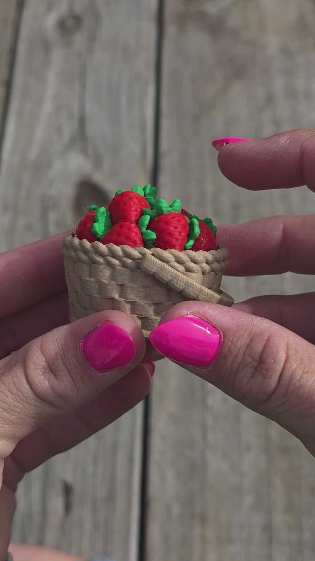 Strawberry Basket Clicker